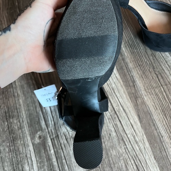 Mossimo Black Heels - Picture 5 of 6